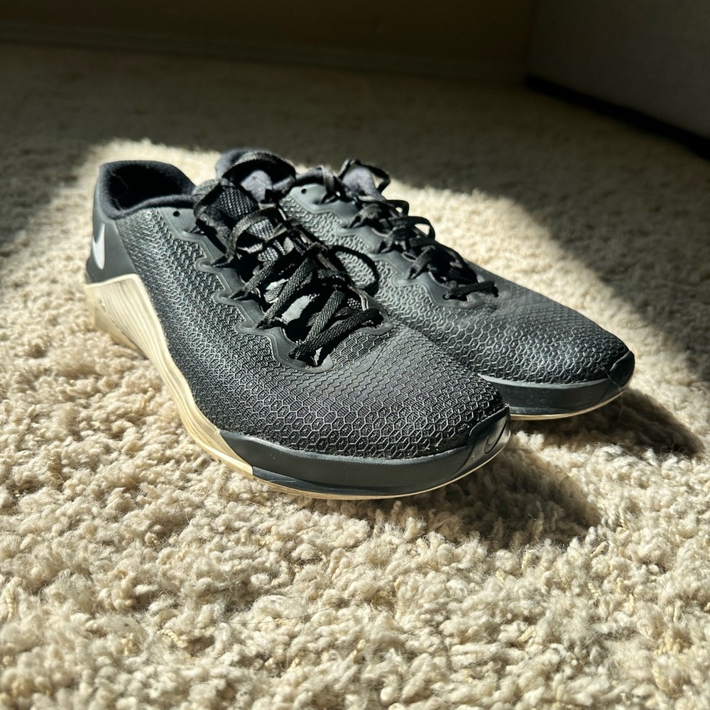 Nike Men's Black Metcon